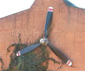MF2010 Prop