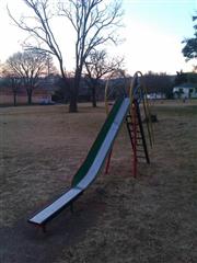 Bell Street Park (and Play)