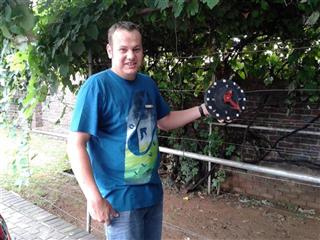 Wie-se Clock