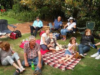 Afternoon Tea and Cake in the Park 16.12.13