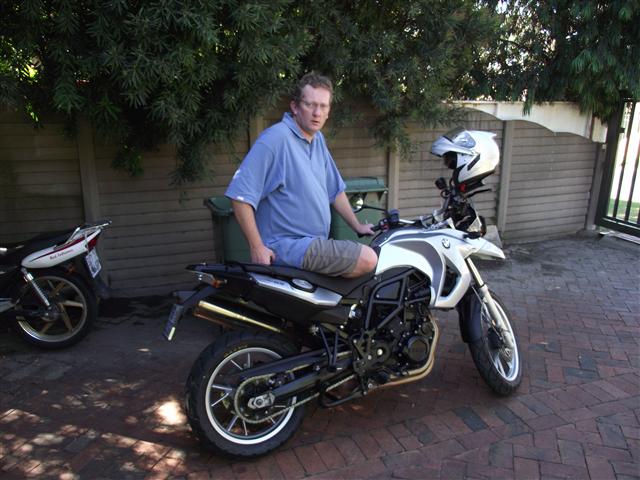 F700GS