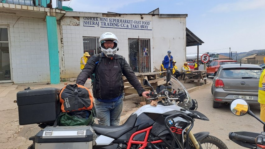 Os Hoek Border post